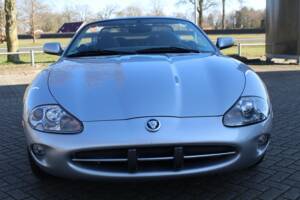 Image 4/8 of Jaguar XK8 4.0 (1999)