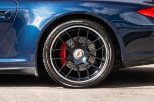 Image 11/54 of Porsche 911 Carrera GTS (2011)
