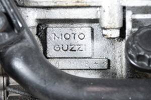 Bild 25/50 von Moto Guzzi V 35 III (1986)