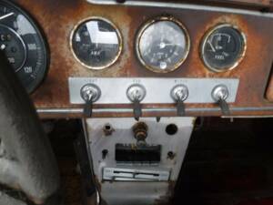 Immagine 6/50 di Datsun Fairlady 1600 (1966)