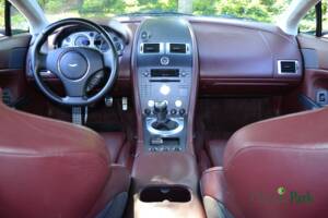 Image 12/50 de Aston Martin V8 Vantage (2005)