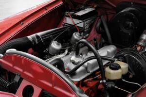 Image 18/41 of Volvo P 122 S (1966)
