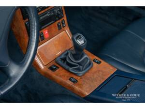Afbeelding 26/32 van Mercedes-Benz SL 280 (2000)