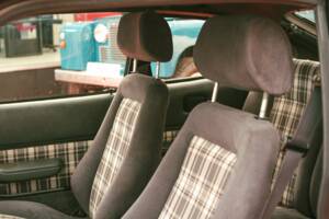 Image 17/34 of Ford Capri 2,8i (1981)