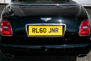 Image 24/29 de Bentley Azure T (2010)