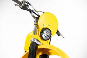 Image 32/46 of Suzuki PE 175 (1981)