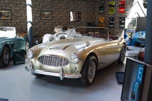 Imagen 19/28 de Austin-Healey 3000 Mk II (BJ7) (1964)