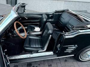 Afbeelding 17/48 van Ford Mustang 289 (1966)