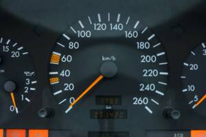 Image 8/50 of Mercedes-Benz 500 SL (1992)