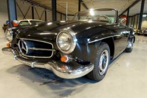 Image 10/43 of Mercedes-Benz 190 SL (1962)