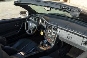Bild 29/48 von Mercedes-Benz SLK 320 (2001)