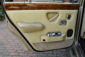 Image 30/50 of Rolls-Royce Silver Shadow II (1977)