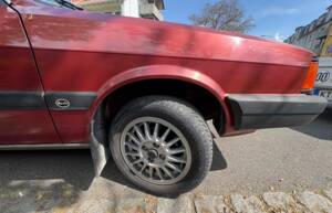 Image 3/32 of Audi 80 1.6 (1986)