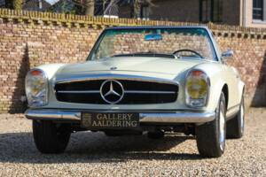 Bild 27/50 von Mercedes-Benz 230 SL (1967)