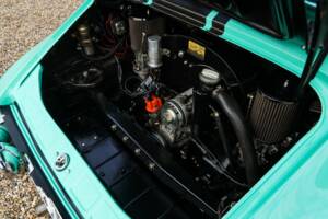 Immagine 18/50 di Porsche 912 (1968)