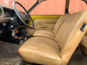Image 5/6 of Vauxhall Viva (1972)