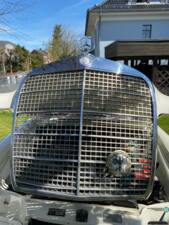 Image 28/77 of Mercedes-Benz 250 SE (1966)