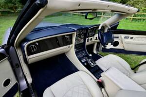 Bild 45/50 von Bentley Azure (2003)