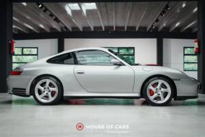 Bild 5/22 von Porsche 911 Carrera 4S (2003)