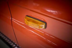 Afbeelding 57/100 van Toyota Land Cruiser LJ77 (1991)