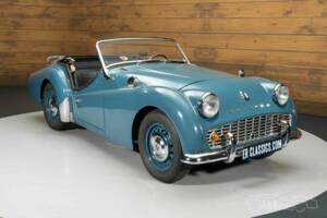 Afbeelding 3/36 van Triumph TR 3A (1960)