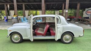 Image 30/53 of Lancia Appia C10 (1957)