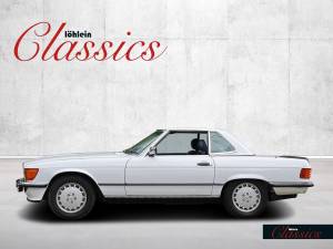 Image 4/23 de Mercedes-Benz 560 SL (1987)