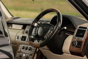 Image 13/50 of Land Rover Range Rover 4.4 TDV8 Vogue SE (2012)