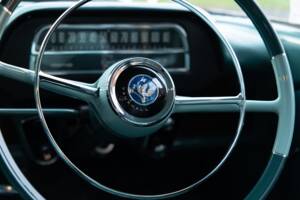 Bild 37/50 von Vauxhall Cresta (1961)