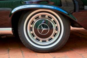 Imagen 98/199 de Mercedes-Benz 280 SE 3,5 (1971)