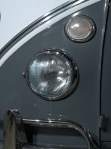 Bild 9/49 von Volkswagen T1 Brasil 1.6 (1970)