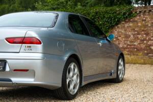 Afbeelding 50/50 van Alfa Romeo 156 3.2 V6 GTA (2004)