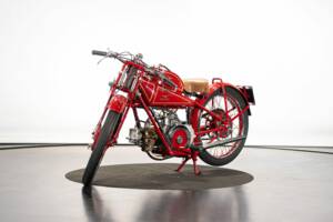 Immagine 11/50 di Moto Guzzi 250 SS (1930)