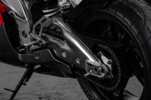 Image 9/32 of Aprilia RSV 1000 R (1999)