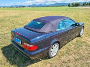 Bild 10/17 von Mercedes-Benz CLK 200 Kompressor (2000)