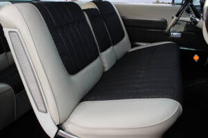 Afbeelding 7/22 van Cadillac Coupe DeVille (1959)