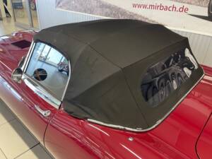 Afbeelding 15/19 van Jaguar E-Type 4.2 (1967)