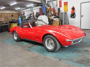Image 29/50 of Chevrolet Corvette Stingray (1969)