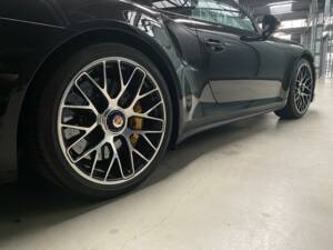 Bild 38/44 von Porsche 911 Turbo S (2013)