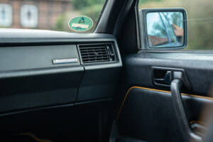 Imagen 38/48 de Mercedes-Benz 190 E 2.3 (1992)
