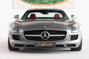 Imagen 20/56 de Mercedes-Benz SLS AMG (2011)