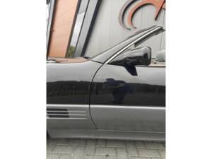 Image 22/50 de Mercedes-Benz 500 SL (1991)