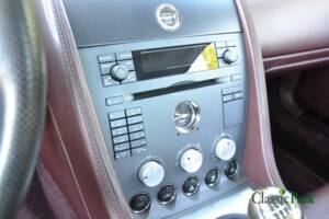 Image 30/50 de Aston Martin V8 Vantage (2005)