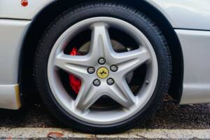 Bild 44/50 von Ferrari F 355 GTS (1998)