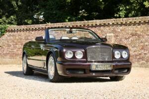 Image 44/50 de Bentley Azure (2008)