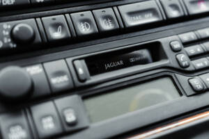 Imagen 23/36 de Jaguar XK8 4.0 (1999)