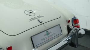 Image 24/31 of Mercedes-Benz 190 SL (1959)