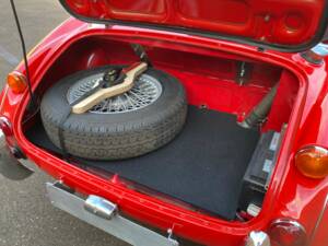 Image 13/18 of Austin-Healey 3000 Mk III (BJ8) (1967)