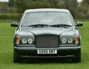 Immagine 2/50 di Bentley Arnage Green Label (1998)
