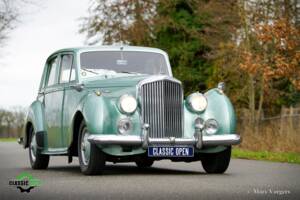 Image 27/46 of Bentley R-Type (1953)